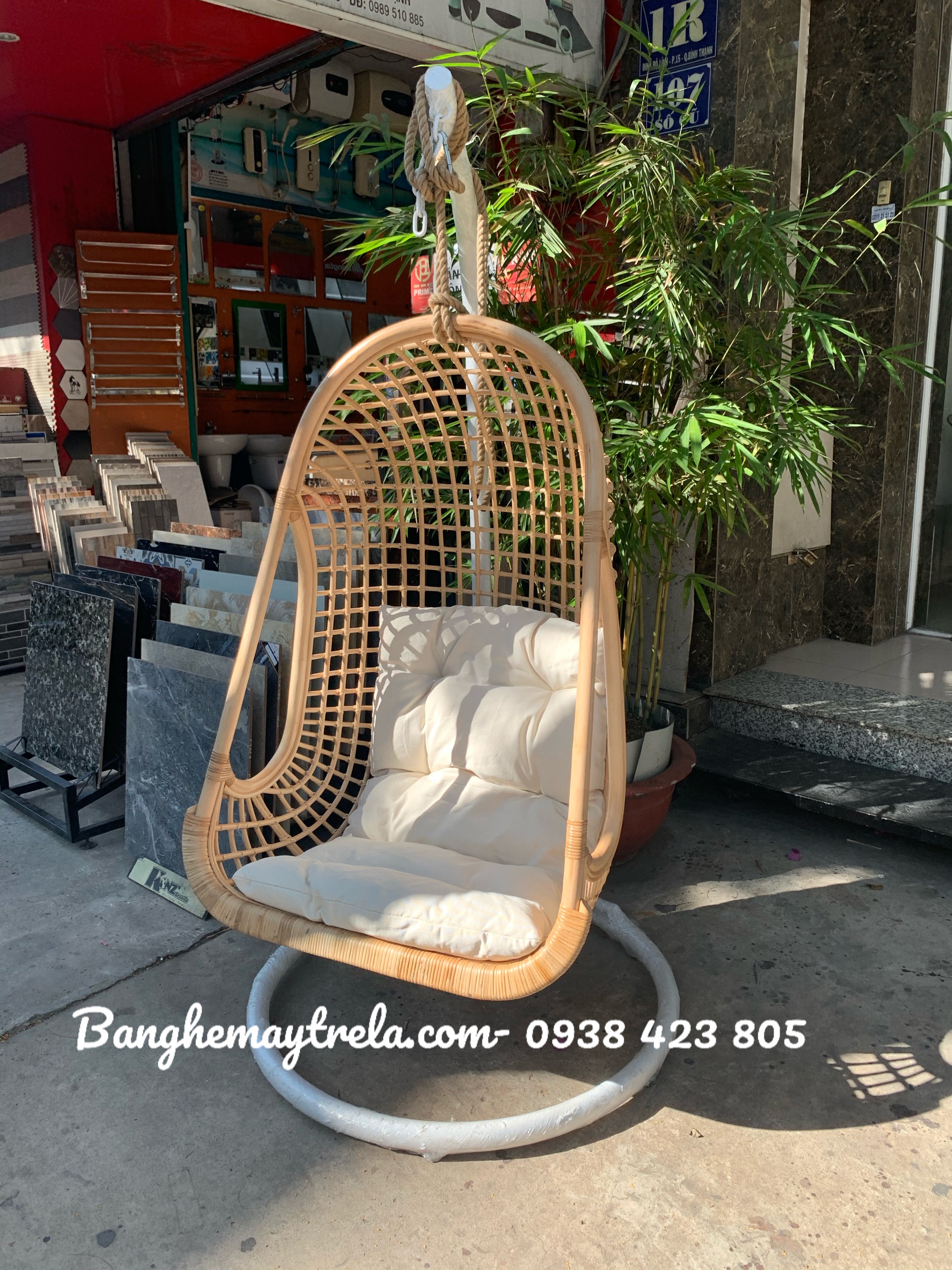 Xích đu mây tự nhiên treo trần nhà